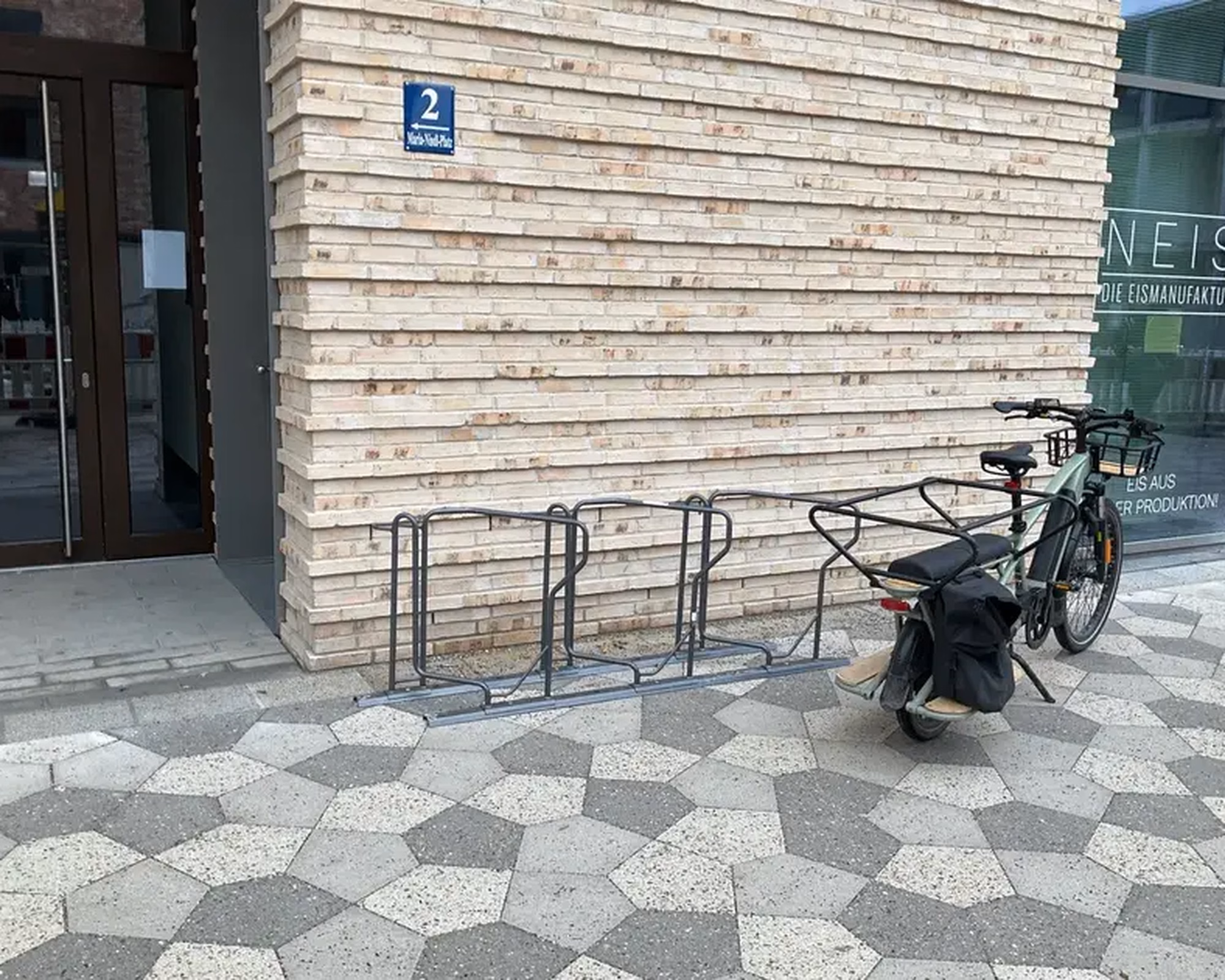 Neugestaltung Maria-Nindl-Platz