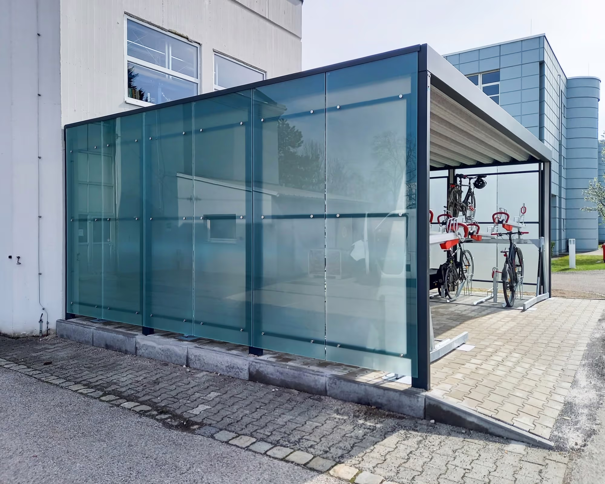 Glas